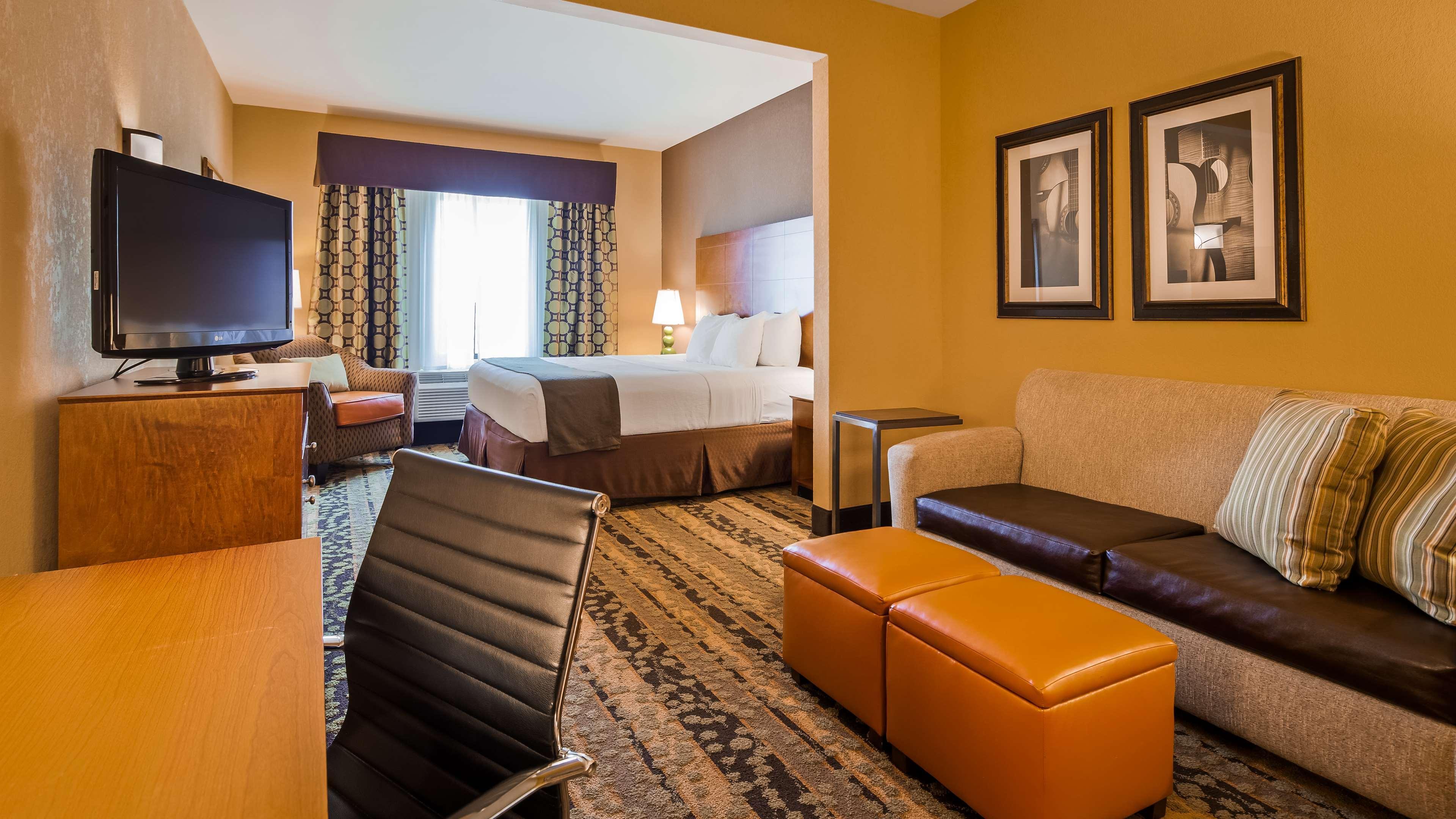 Best Western Plus Tupelo Inn & Suites Екстер'єр фото