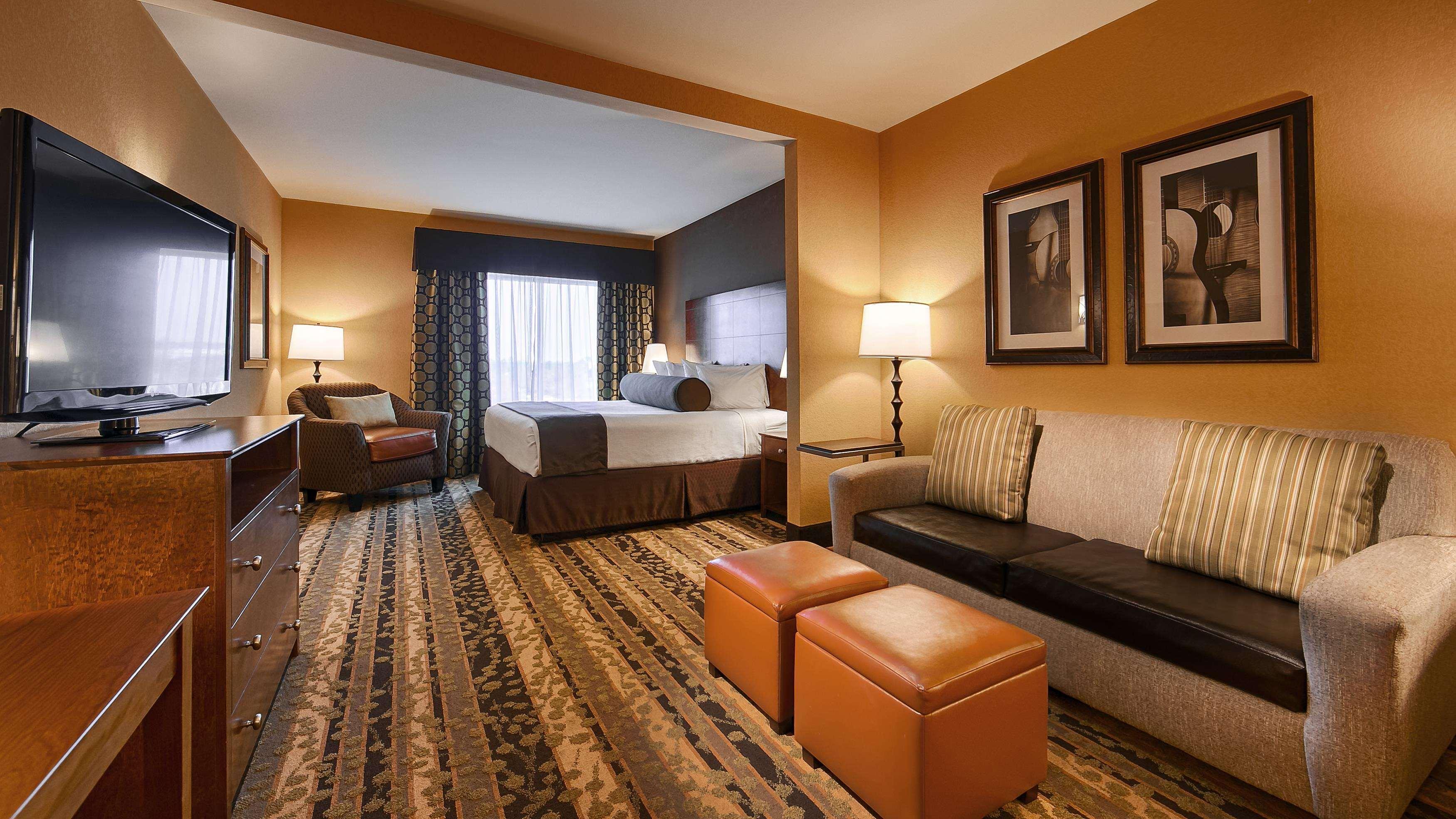 Best Western Plus Tupelo Inn & Suites Екстер'єр фото