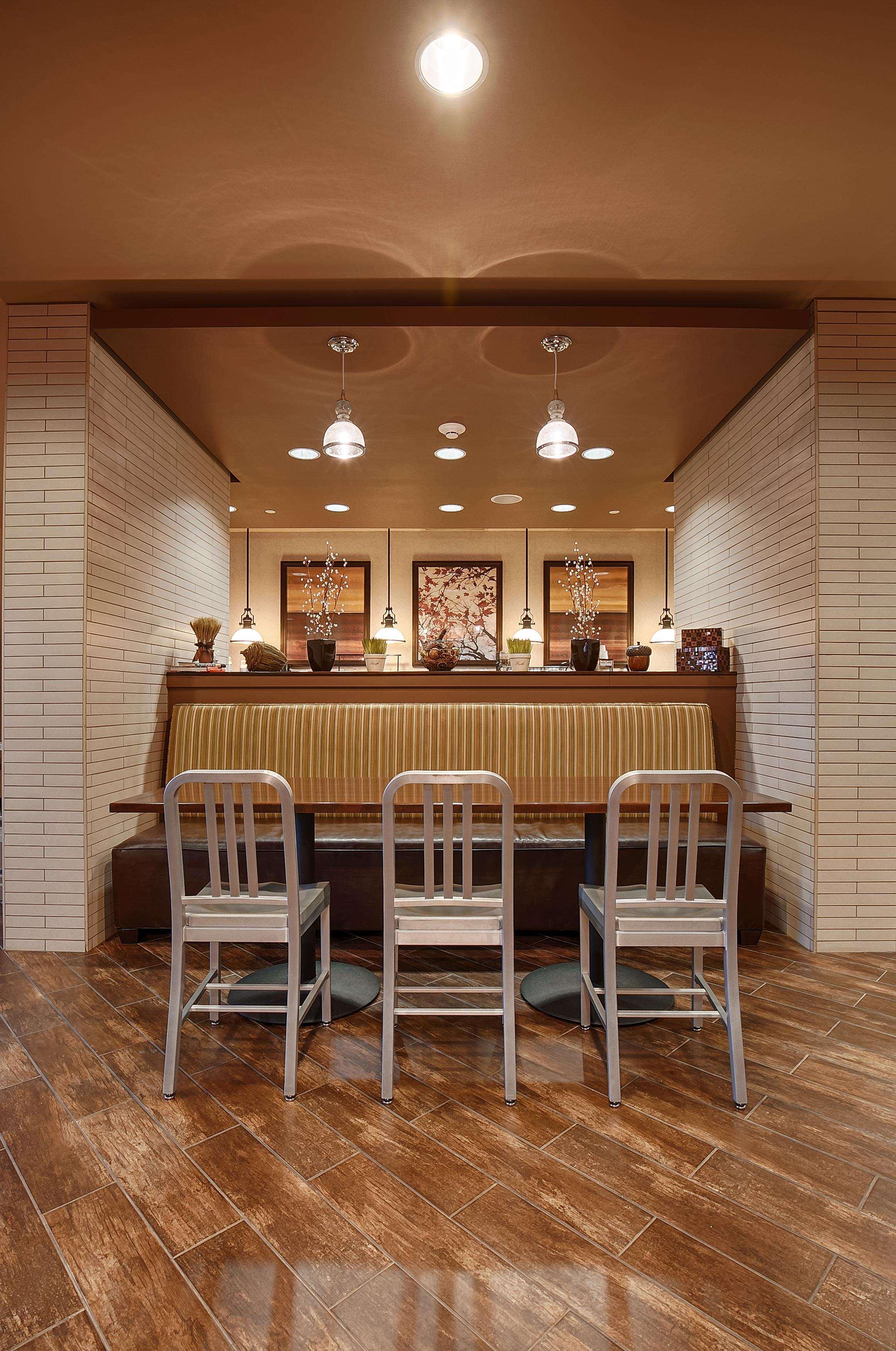 Best Western Plus Tupelo Inn & Suites Екстер'єр фото