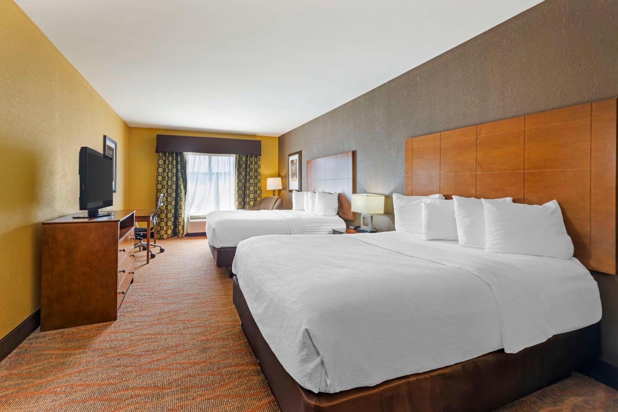 Best Western Plus Tupelo Inn & Suites Екстер'єр фото