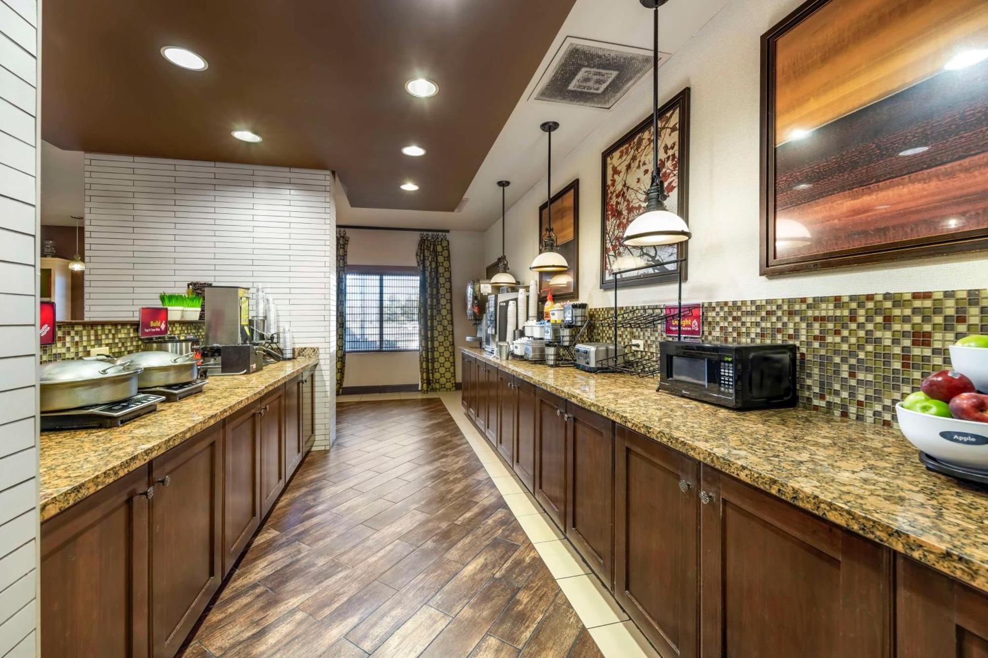 Best Western Plus Tupelo Inn & Suites Екстер'єр фото