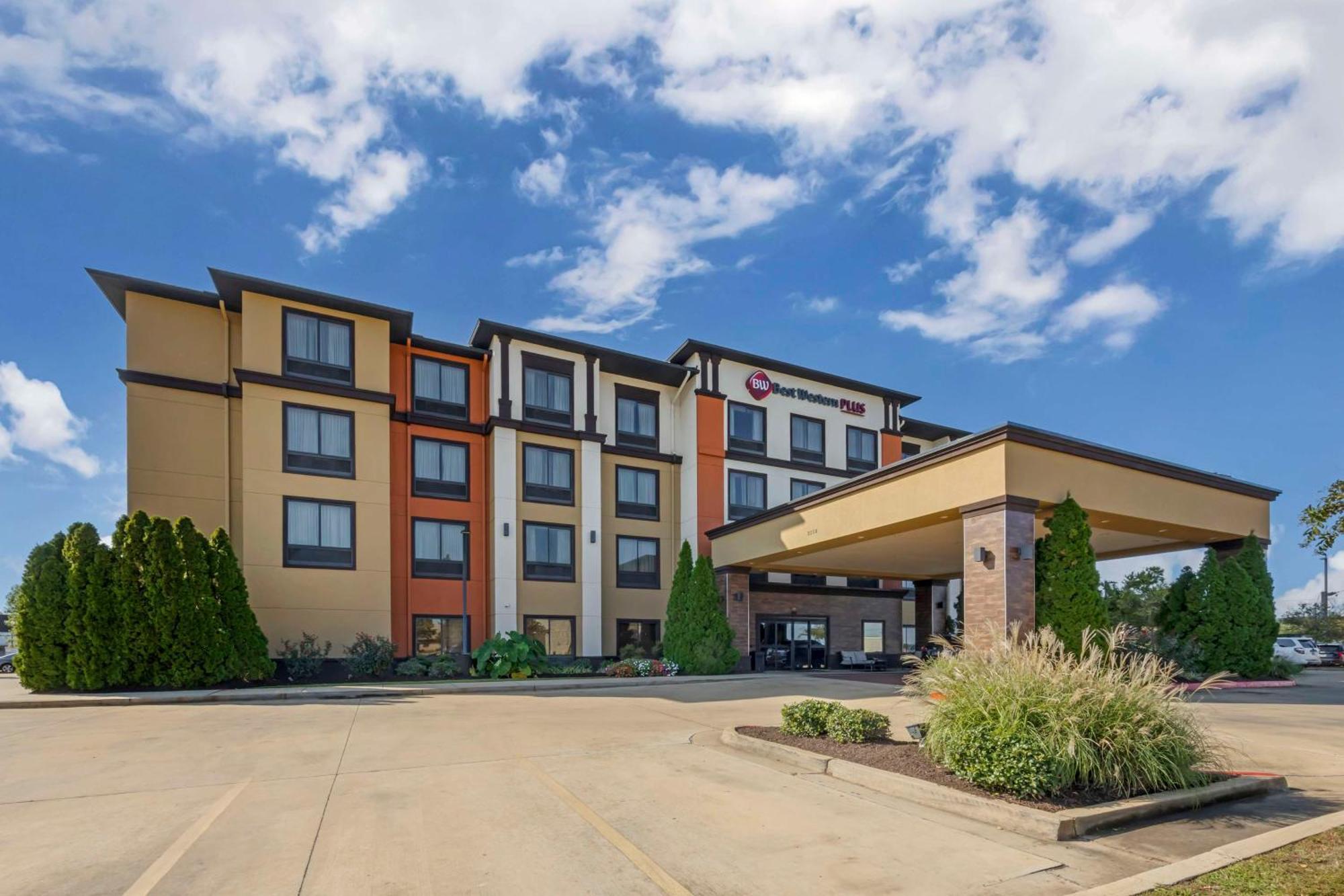 Best Western Plus Tupelo Inn & Suites Екстер'єр фото